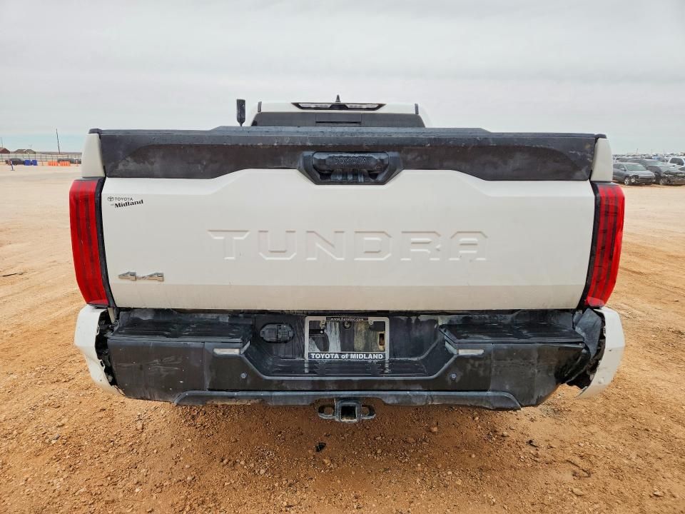 2023 Toyota Tundra Double cab sr