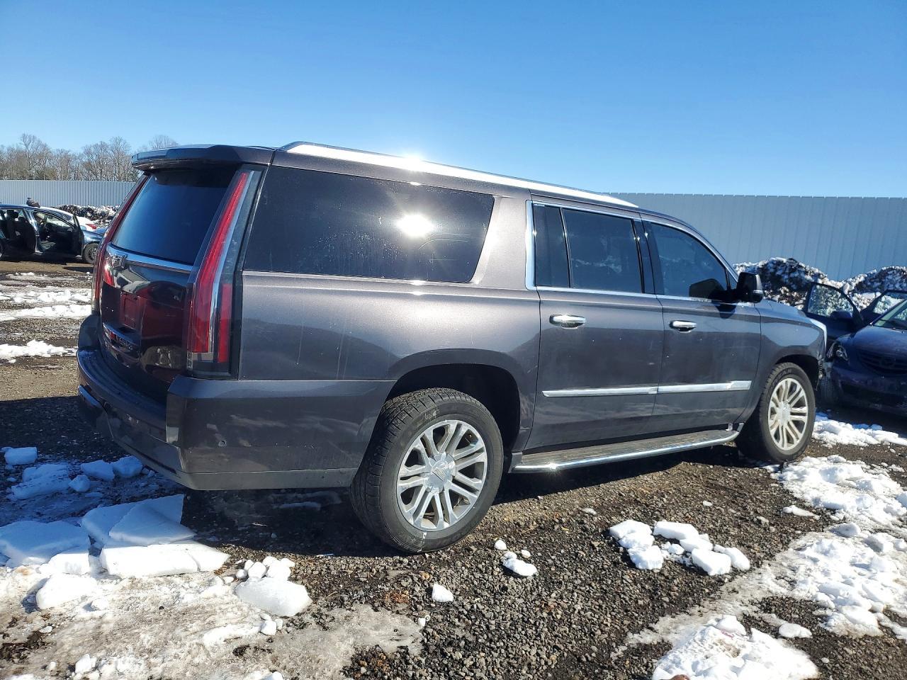 2017 Cadillac Escalade esv