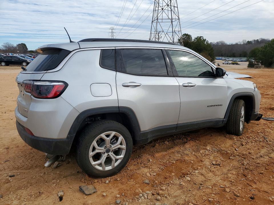 2025 Jeep Compass Latitude