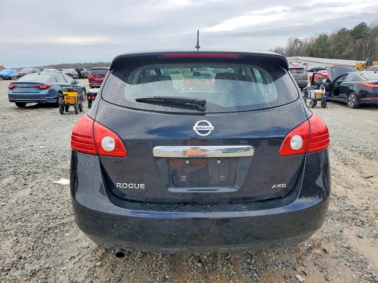 2012 Nissan Rogue s