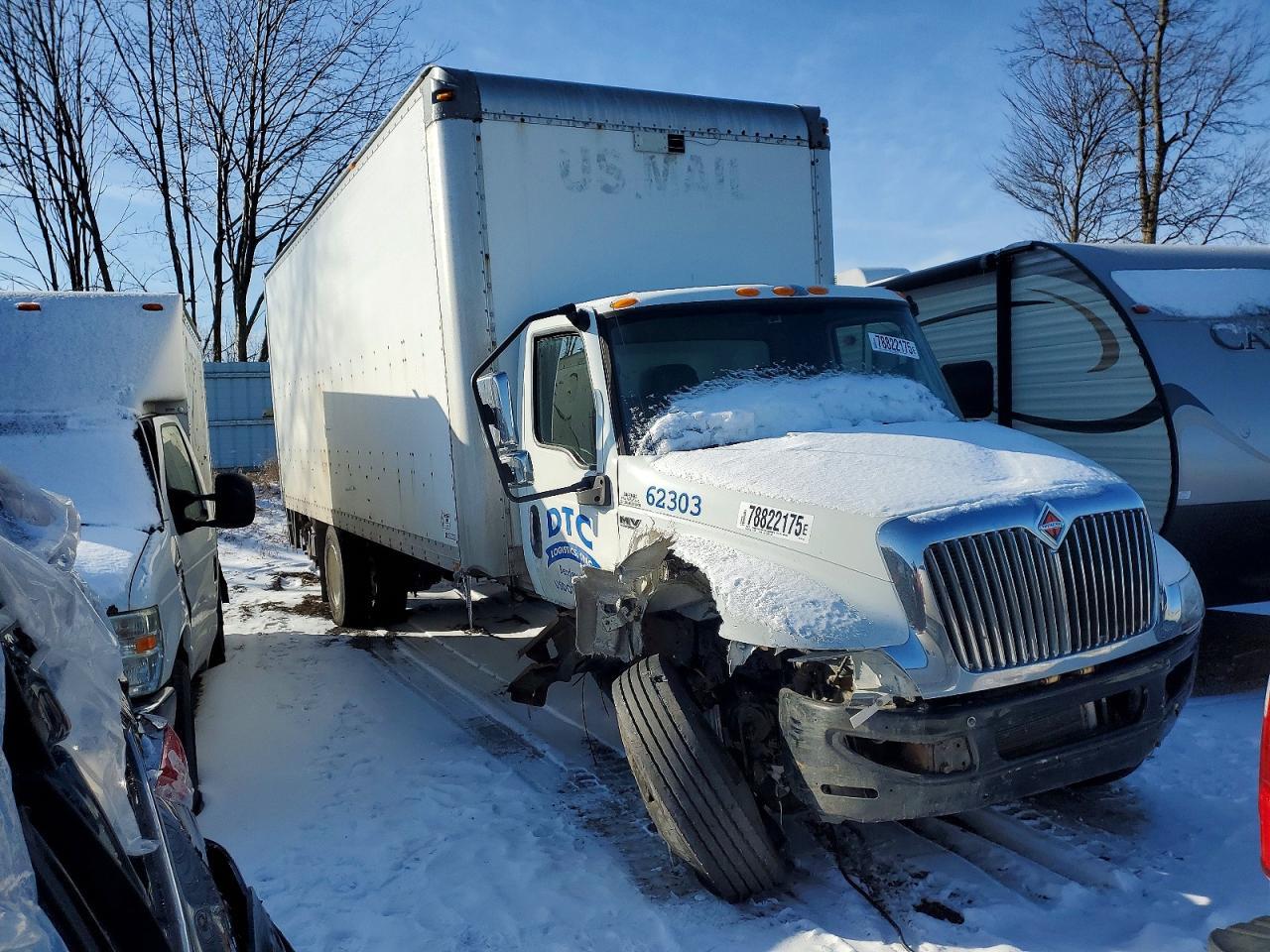 2019 International MV607 BOX Truck