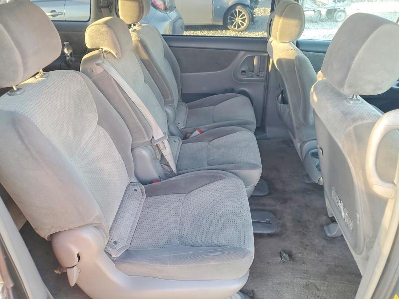 2008 Toyota Sienna le 8-passenger