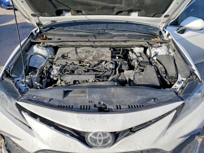 2021 Toyota Camry le
