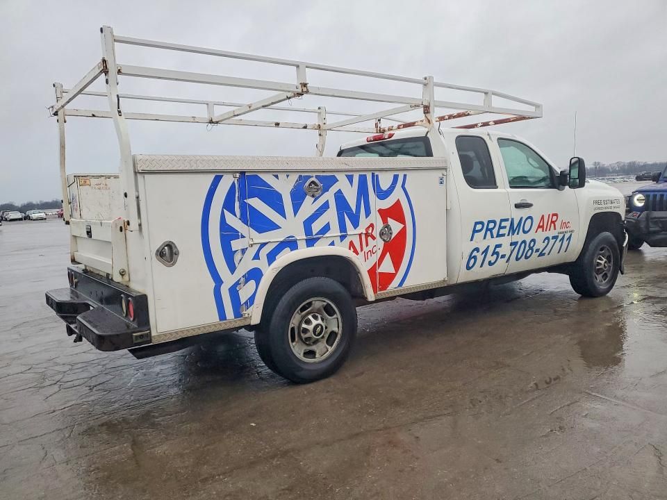2011 Chevrolet Silverado Utility / Service Truck