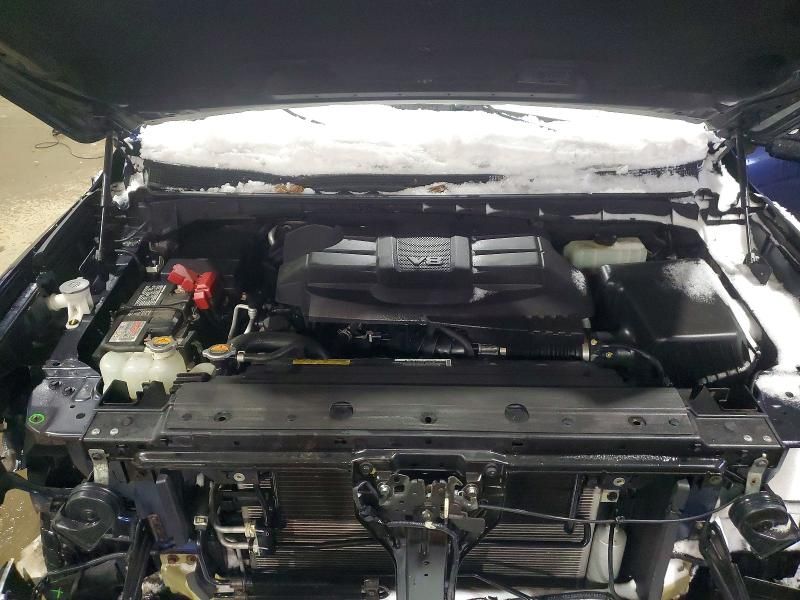 2021 Nissan Titan sv