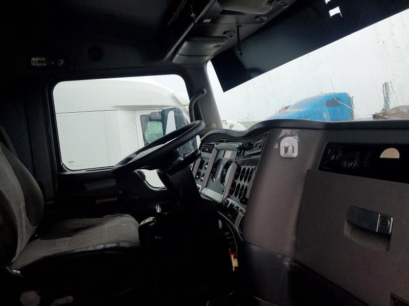 2012 Kenworth T660 Semi Truck
