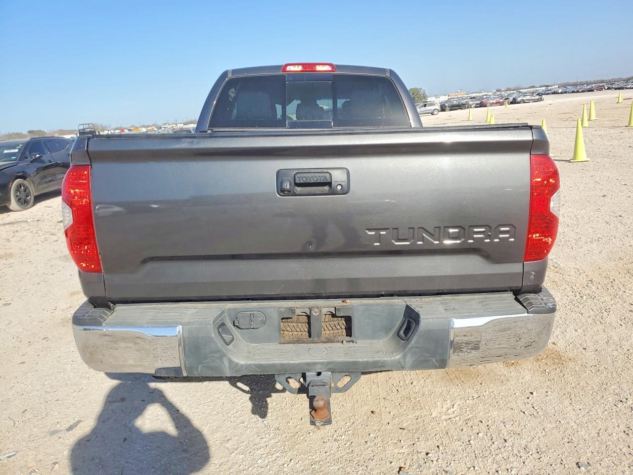 2015 Toyota Tundra SR5