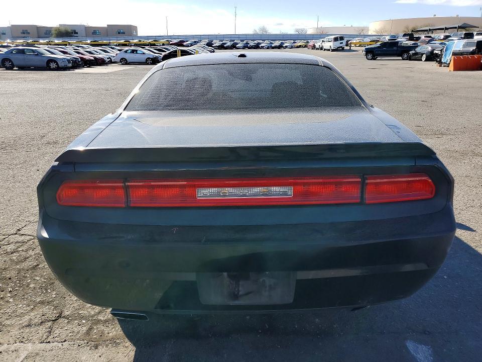 2014 Dodge Challenger sxt