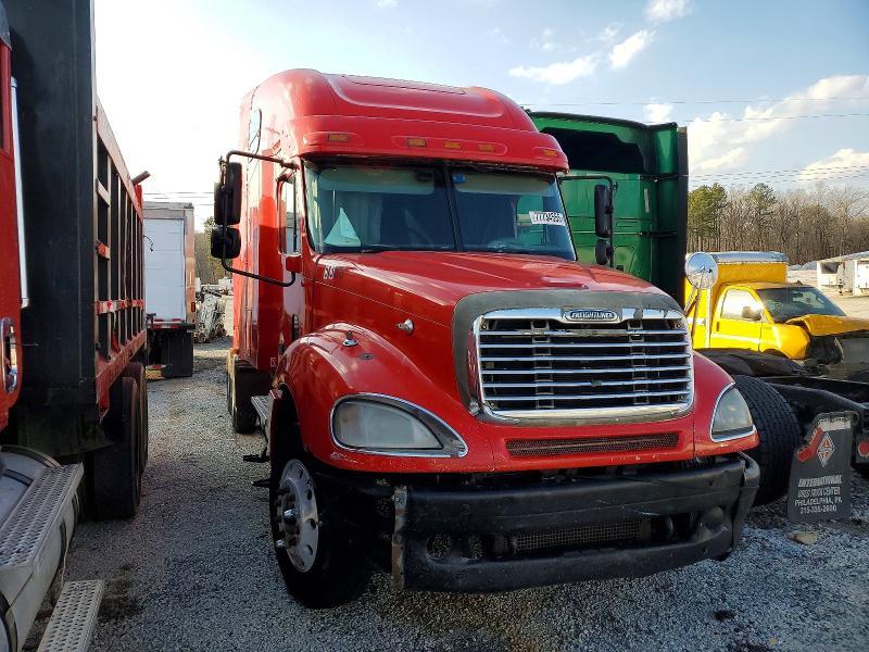 2007 Freightliner Columbia 120 Semi Truck