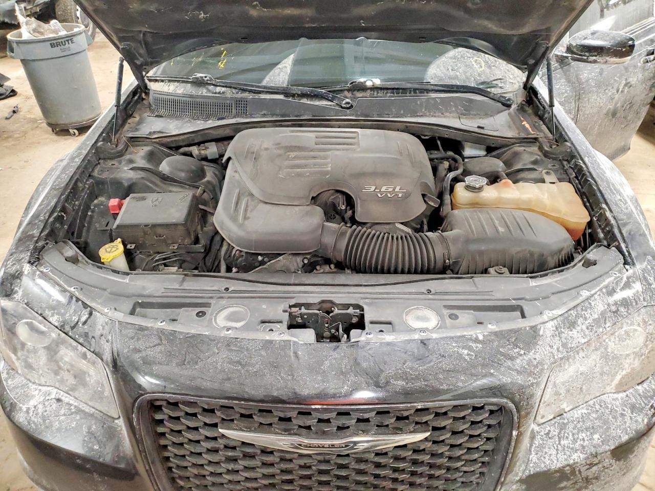 2017 Chrysler 300 s