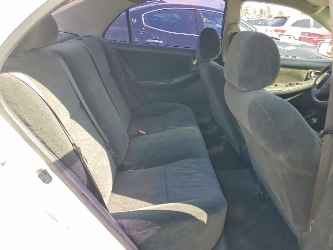 2003 Toyota Corolla ce