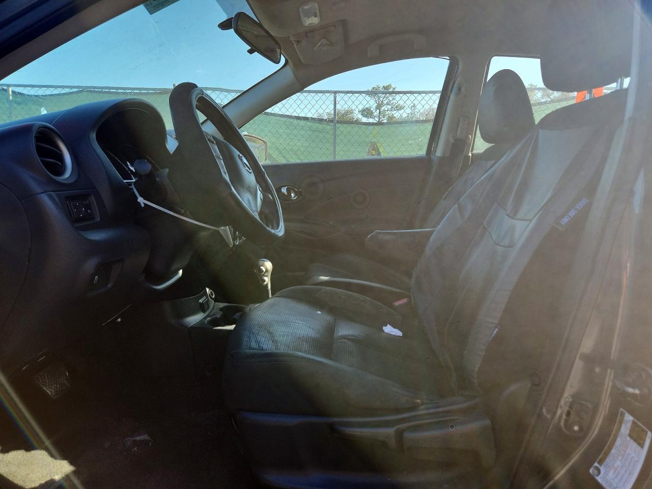 2017 Nissan Versa s