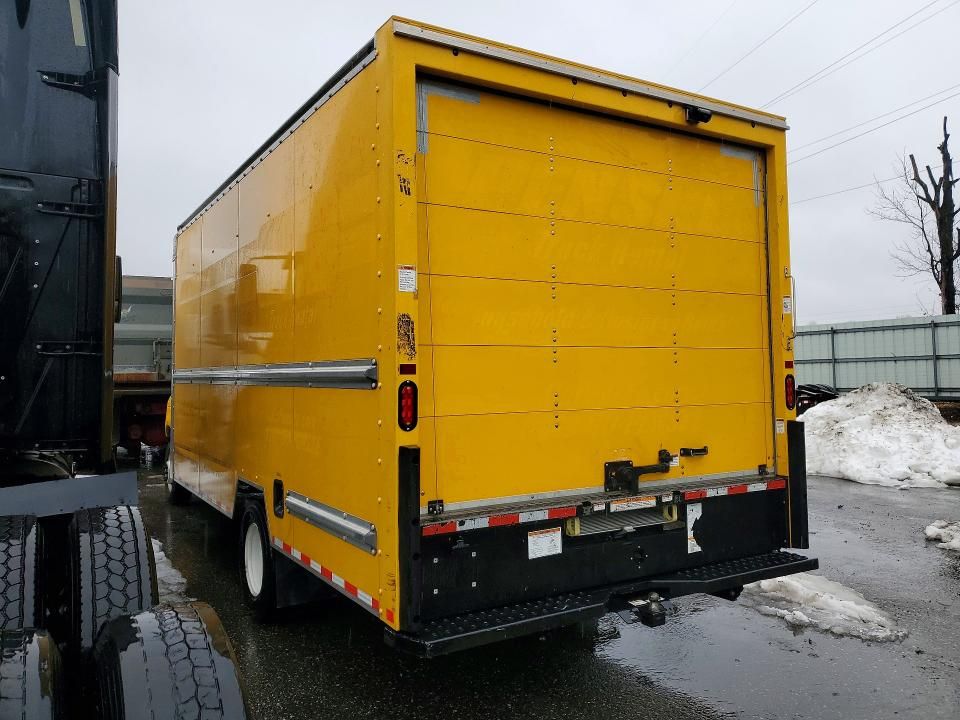 2022 Ford E350 box Truck