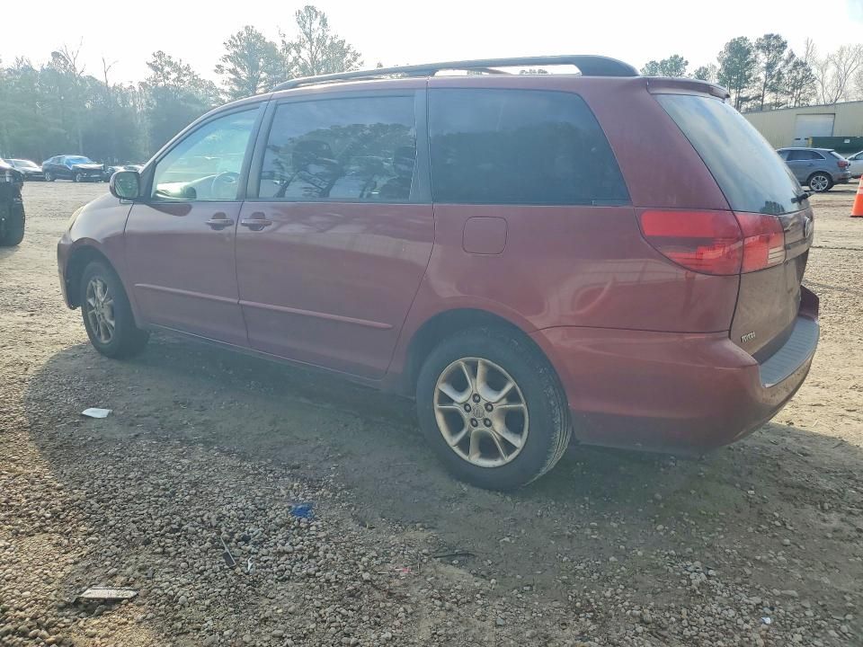 2005 Toyota Sienna xle
