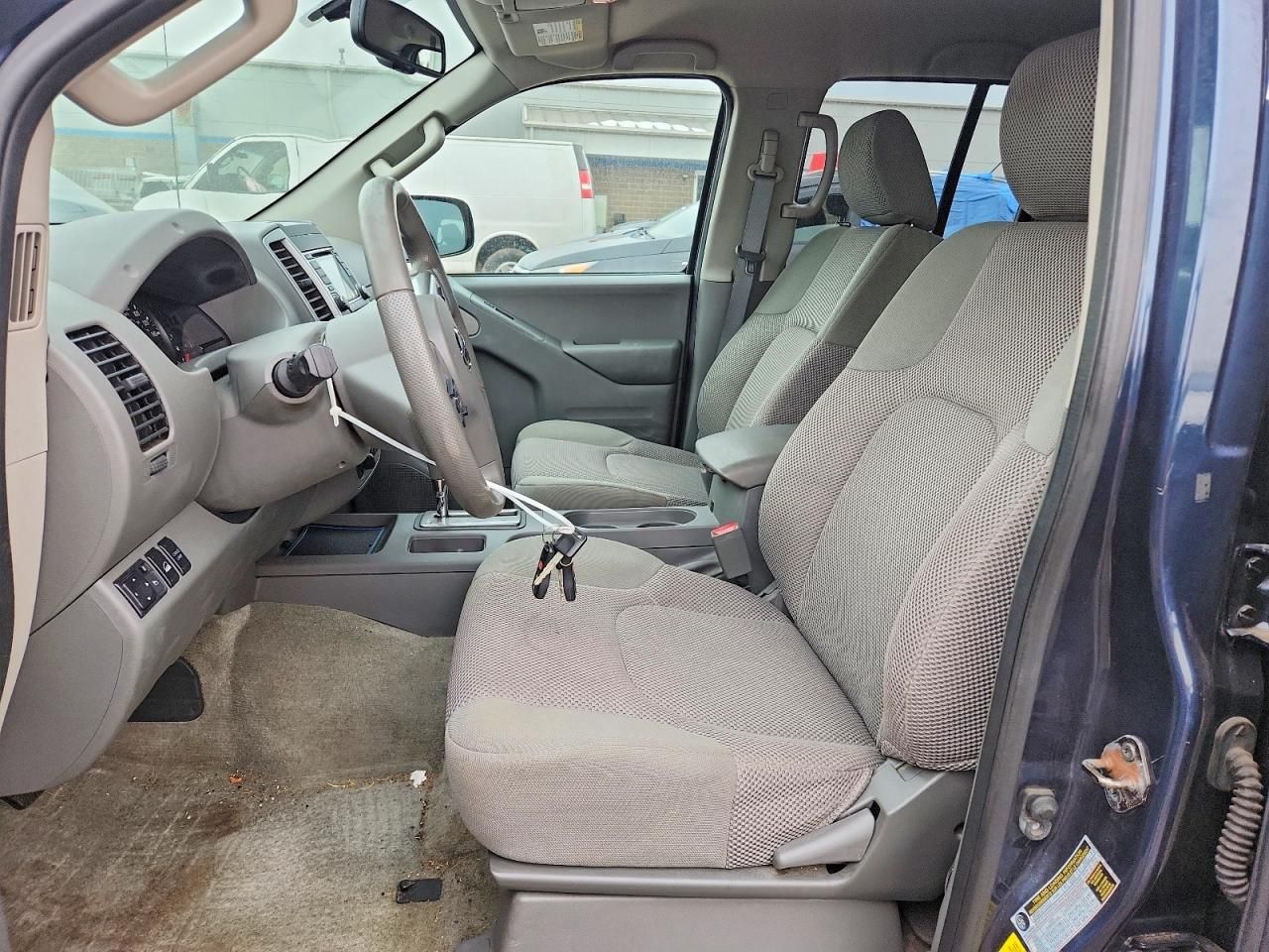 2015 Nissan Frontier SV