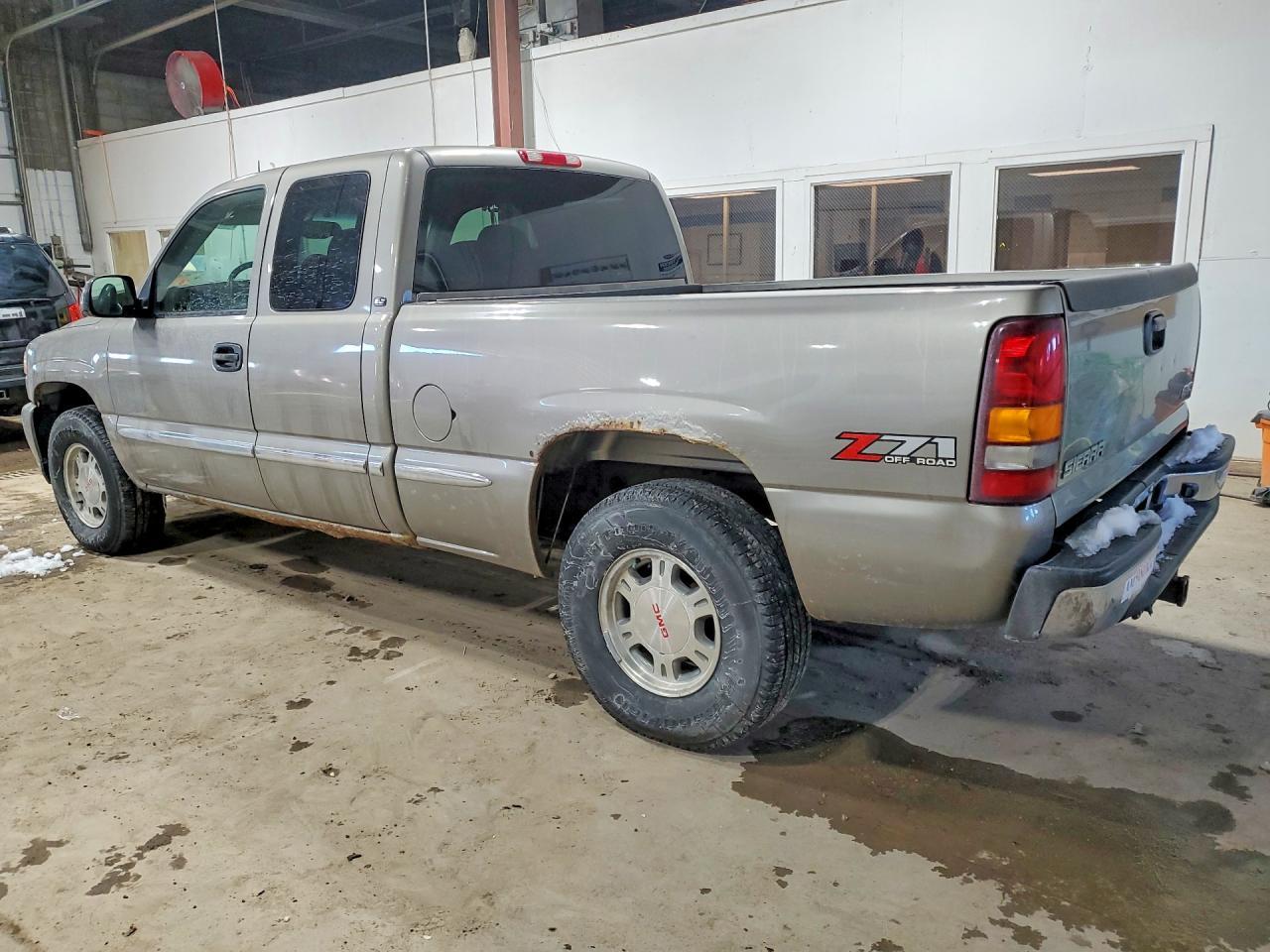 2002 GMC R/V 1500 Series