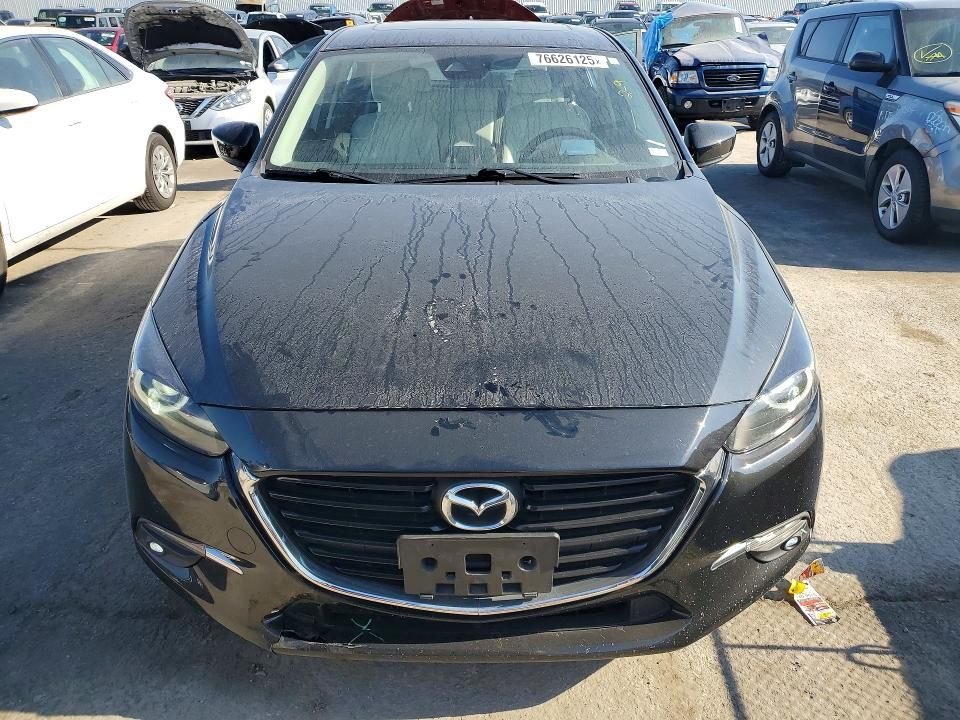 2018 Mazda 3 Grand Touring