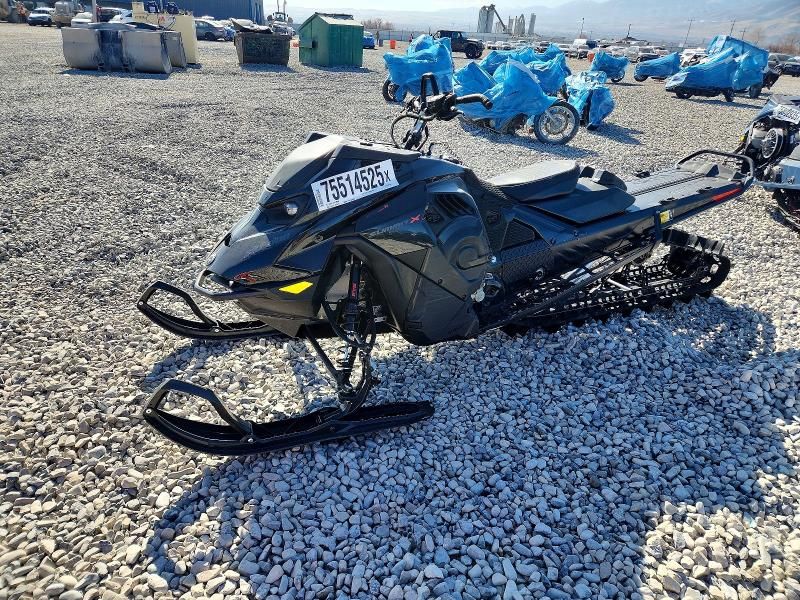 2023 Bombardier Summit exp 165 850