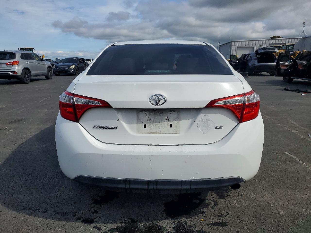2015 Toyota Corolla le