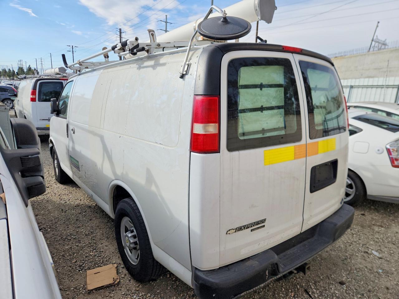 2011 Chev Rolet Express 2500 Utility / Service Van