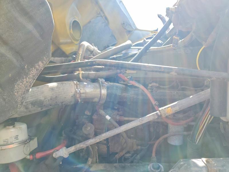 2006 Freightliner Conventional Columbia