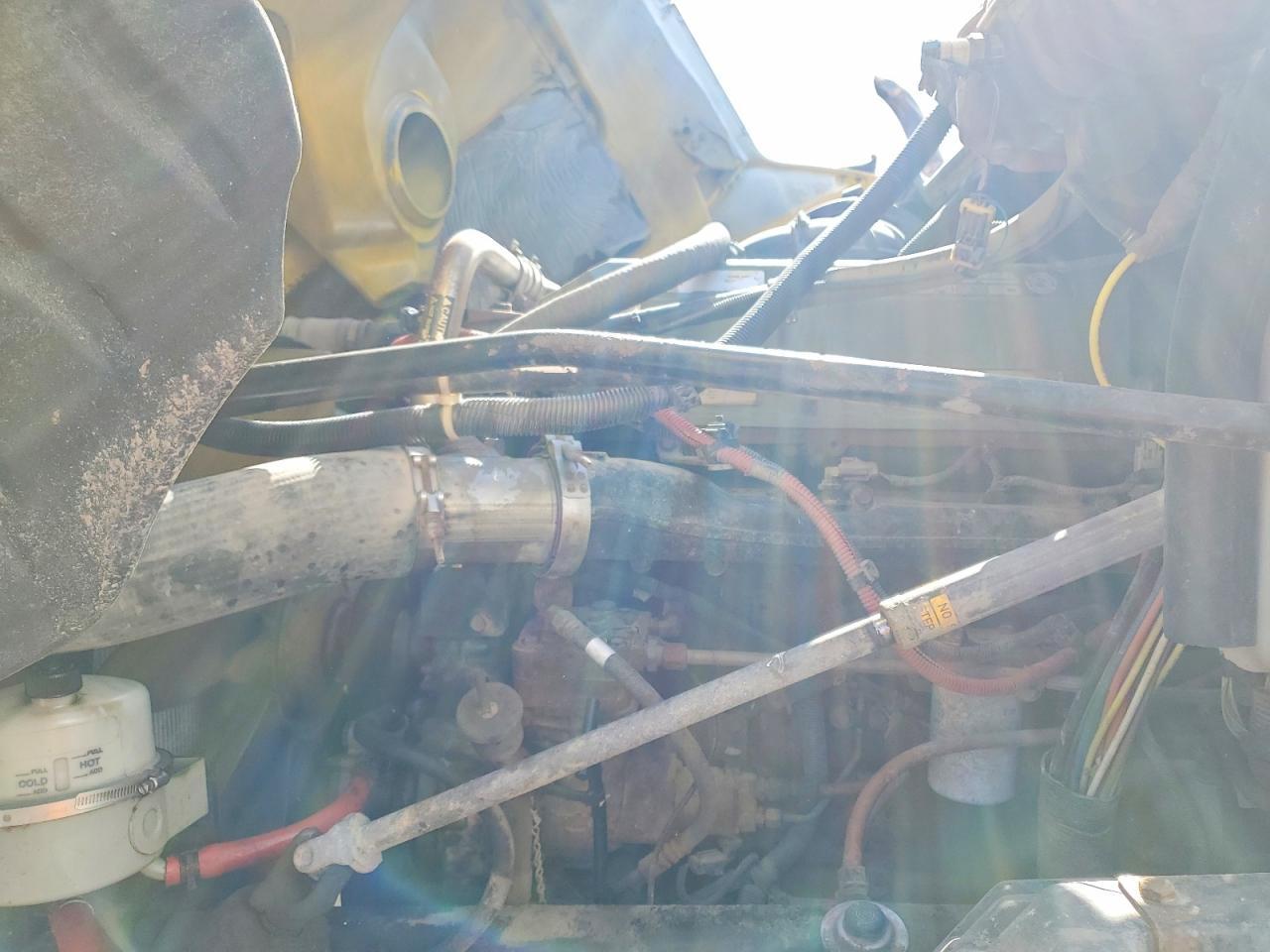 2006 Freightliner Conventional Columbia