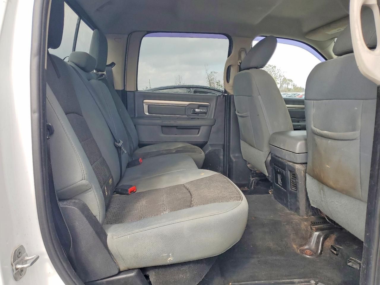 2013 Dodge RAM 1500 SLT