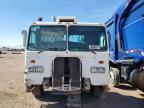 2006 Peterbilt Tractor 2006 Peterbilt 320 Semi Truck