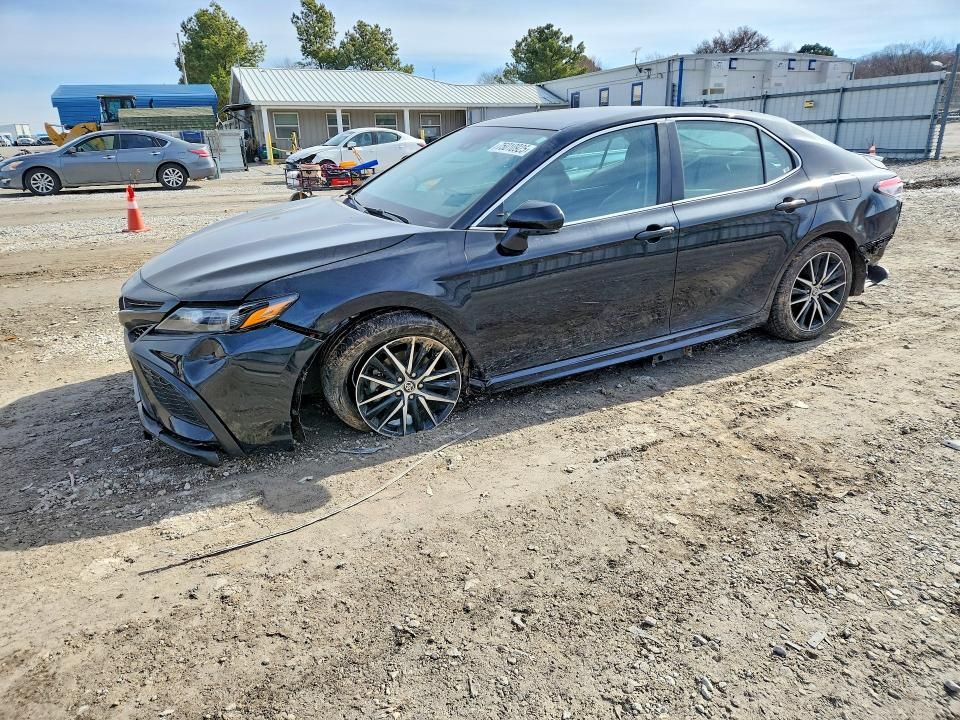 2024 Toyota Camry se Night Shade