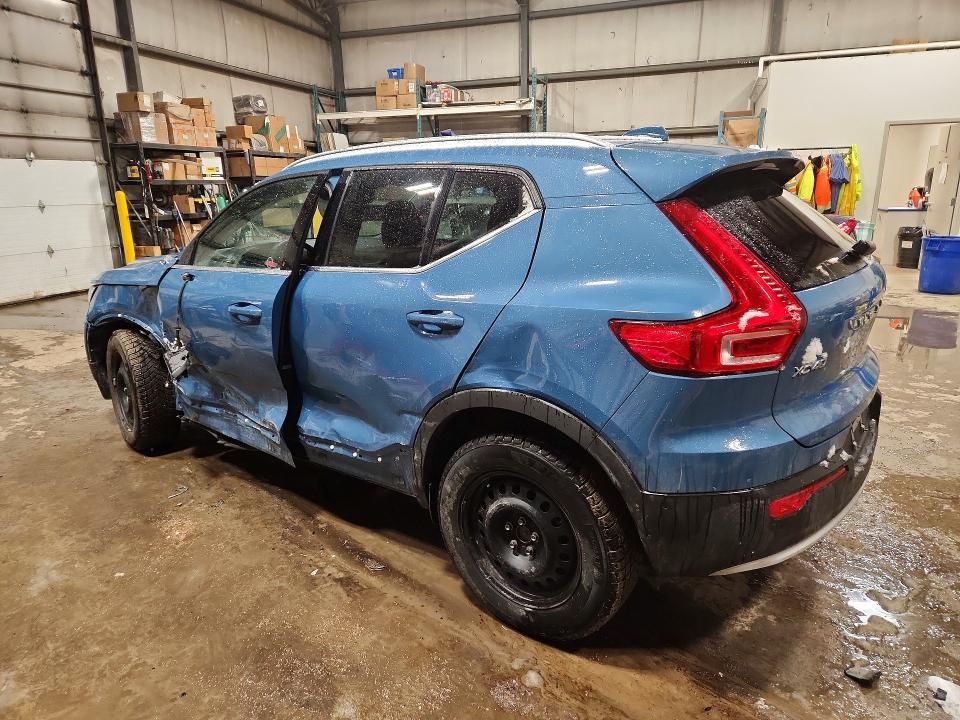 2023 Volvo Xc40 Plus