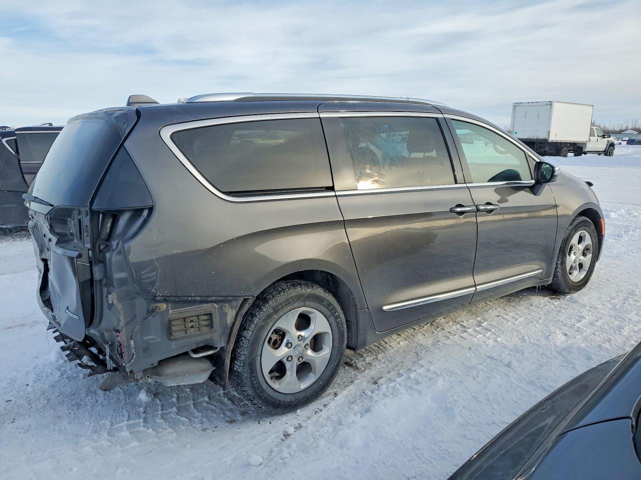 2018 Chrysler Pacifica Hybrid Limited
