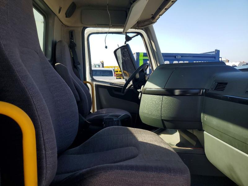 2025 Volvo Vnr Semi Truck