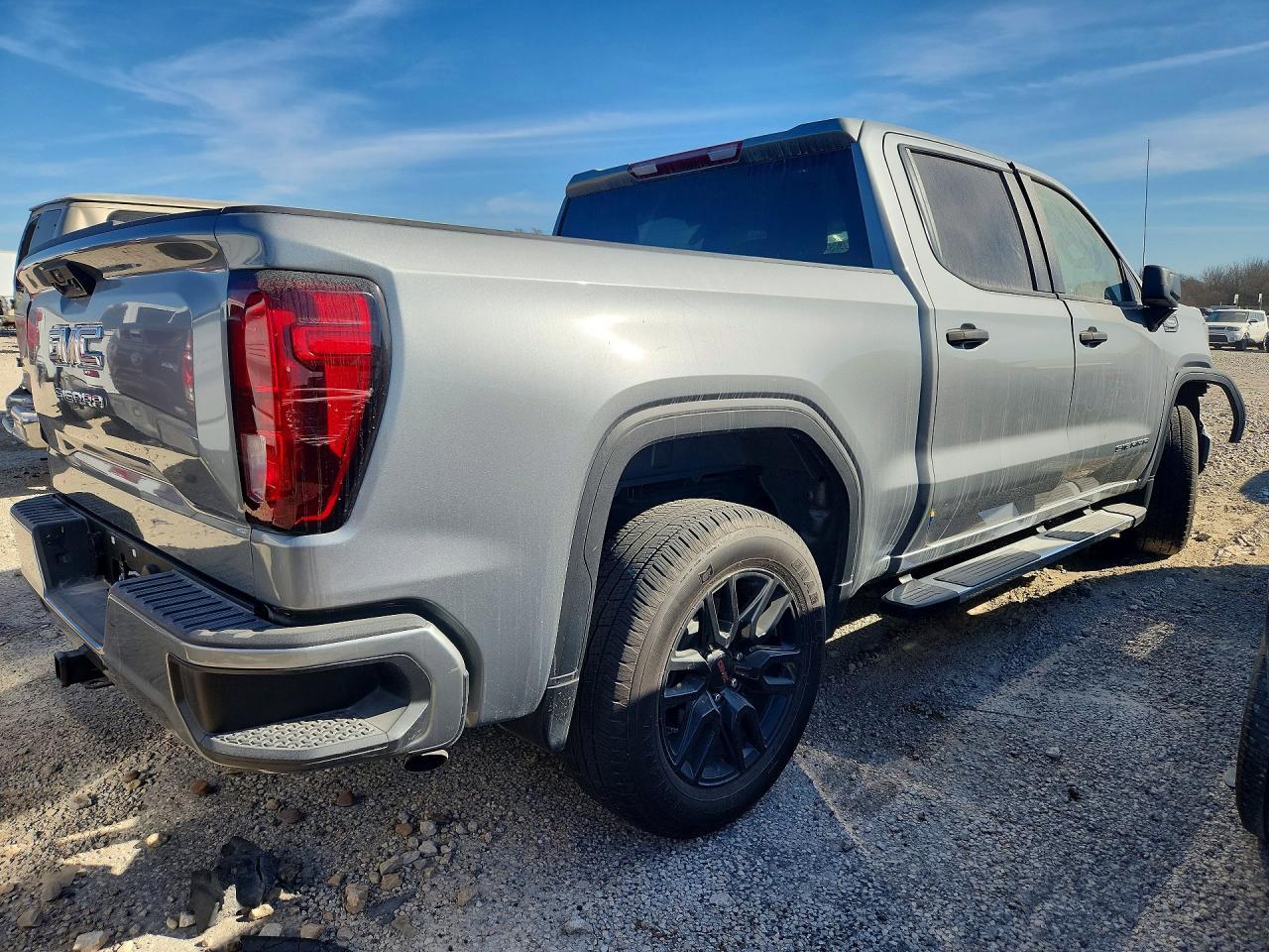 2024 GMC Sierra C1500