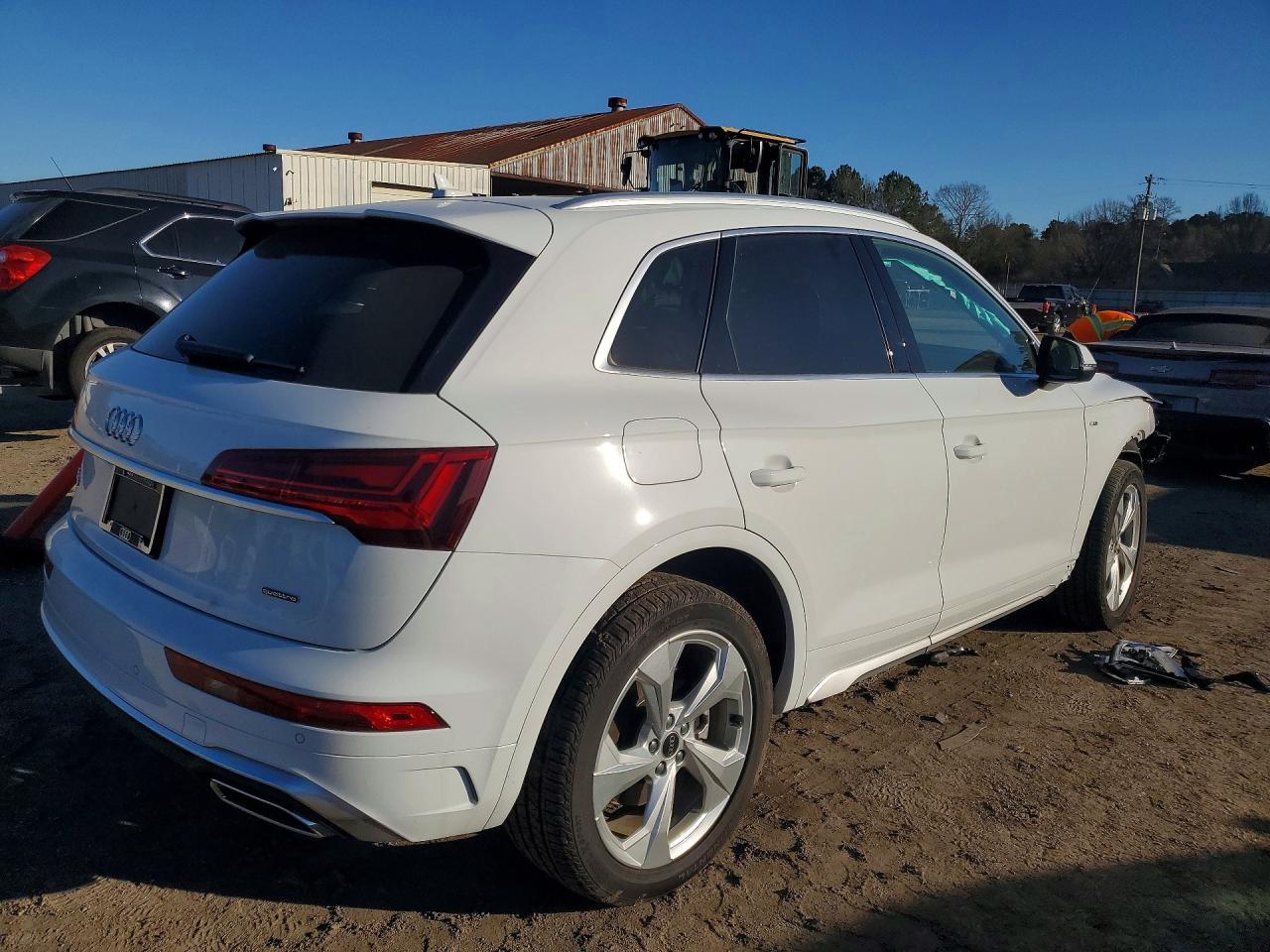 2025 Audi Q5 Premium Plus 45