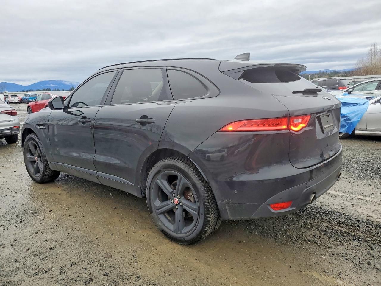 2017 Jaguar F-pace R-sport