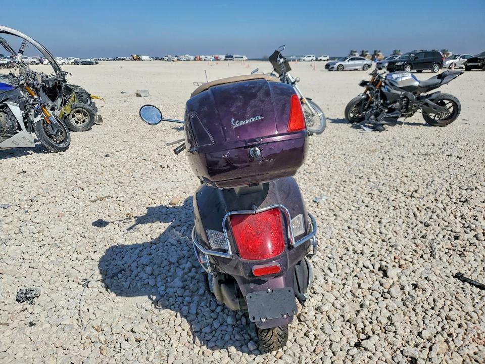 2006 Vespa Granturismo 200