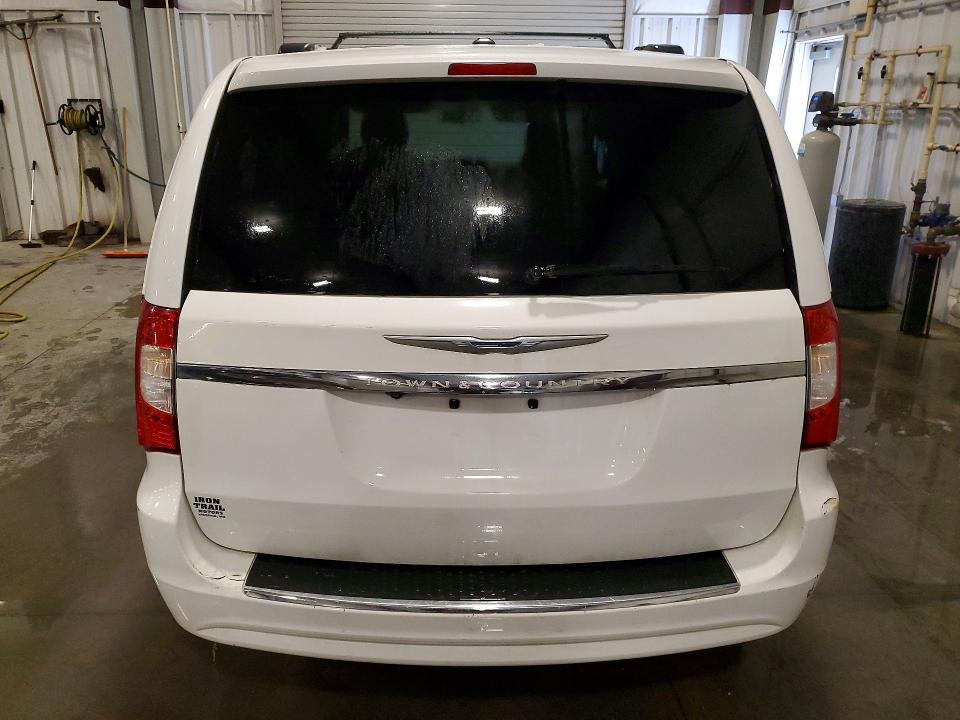 2014 Chrysler Town & Country Touring
