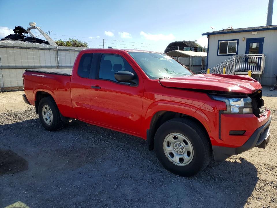 2022 Nissan Frontier s