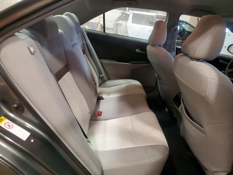 2014 Toyota Camry le