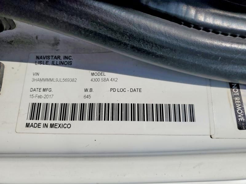 2018 International 4300 box Truck