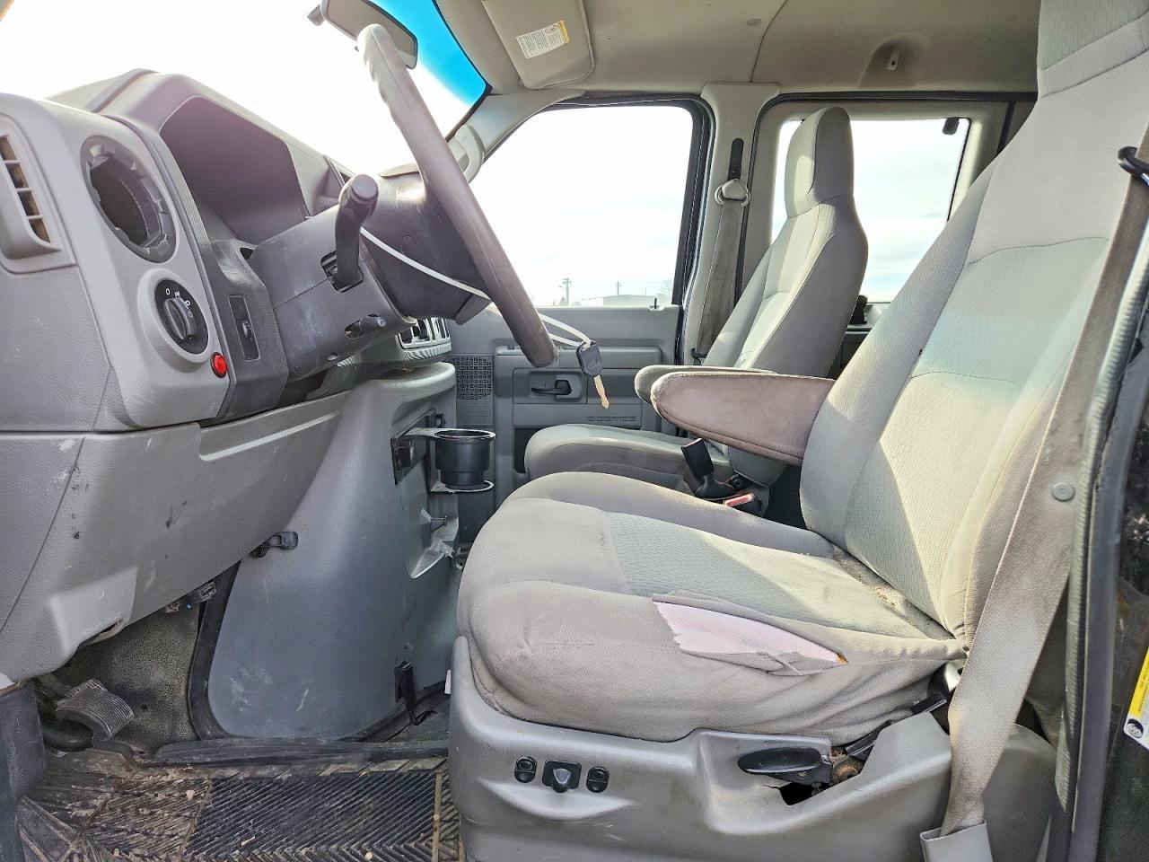 2013 Ford Econoline E150 Wagon