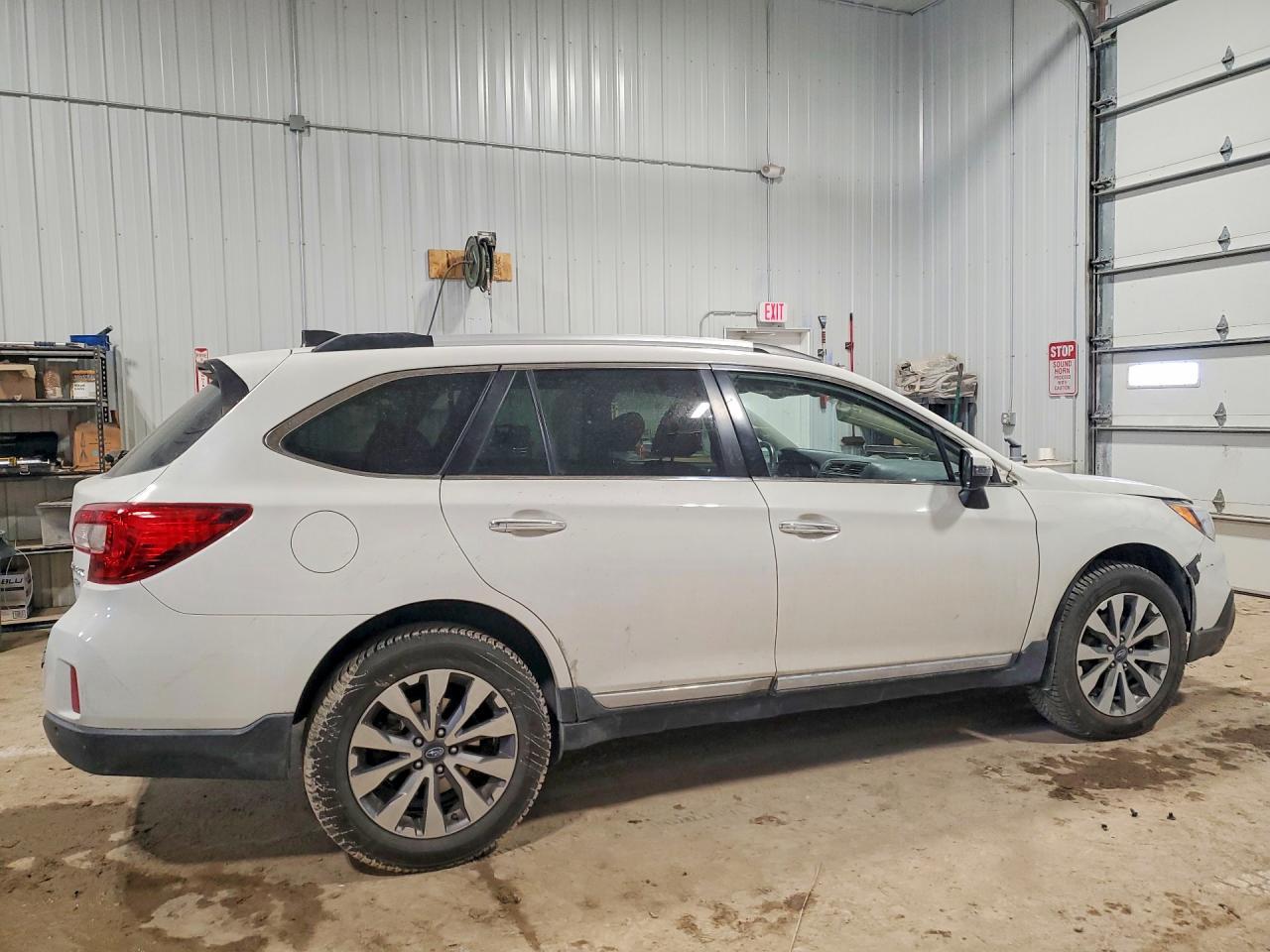 2017 Subaru Outback Touring