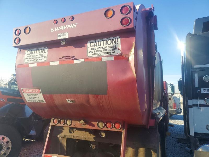 2003 Volvo Wxr Refuse Truck