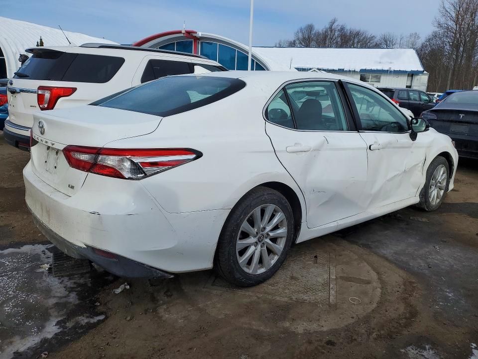 2020 Toyota Camry le