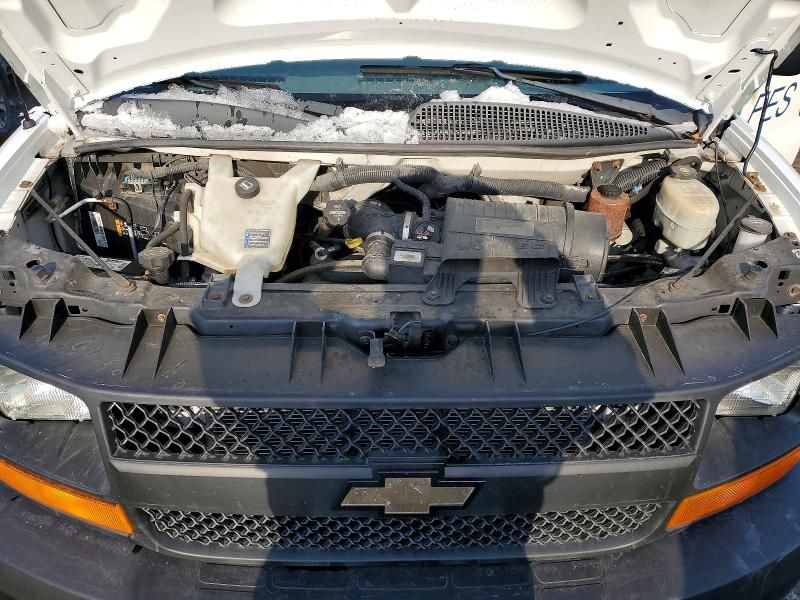2014 Chevrolet Express 2500 Cargo Utility / Service van