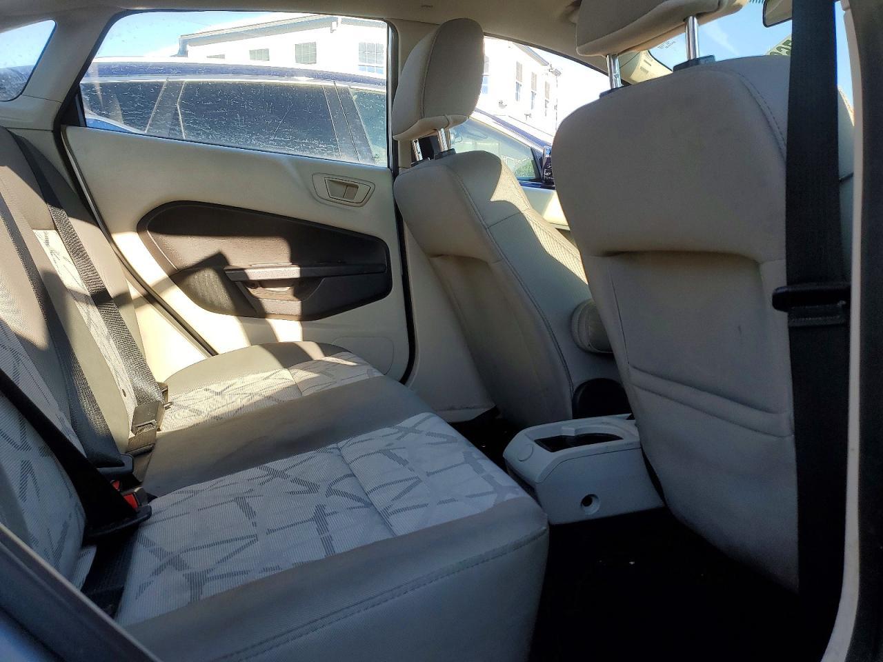 2012 Ford Fiesta se