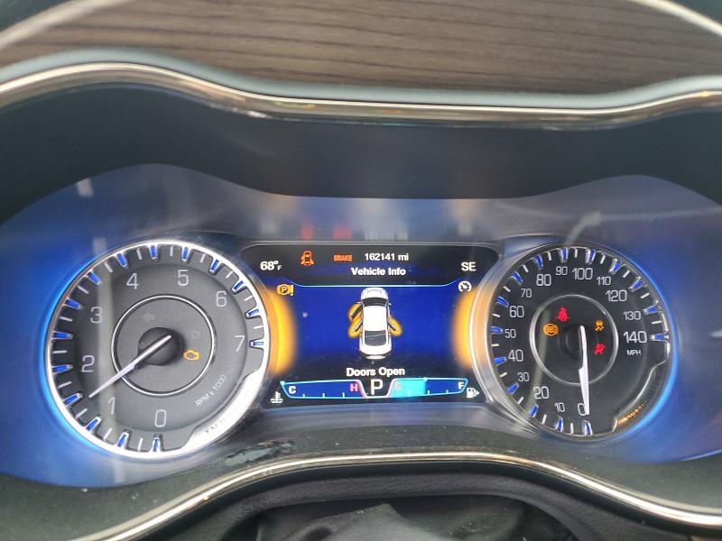 2015 Chrysler 200 c