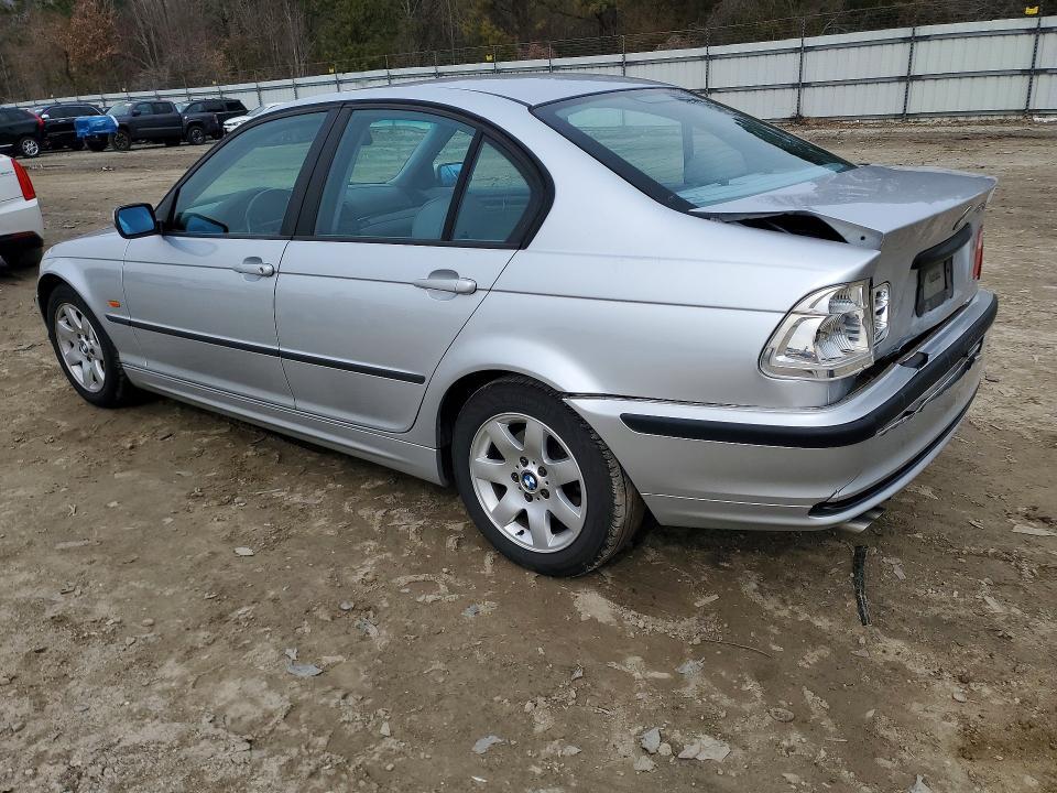 2001 BMW 325 i
