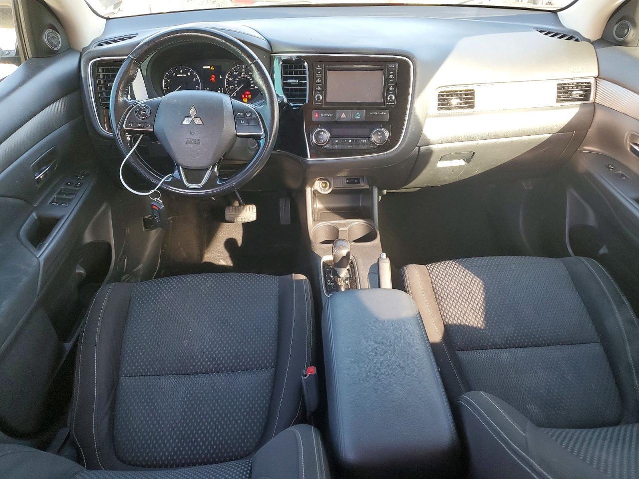 2016 Mitsubishi Outlander se