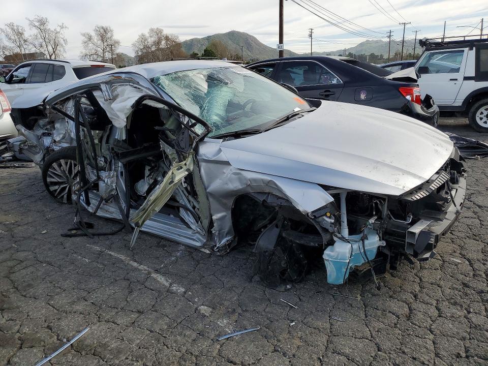 2024 Nissan Altima sv